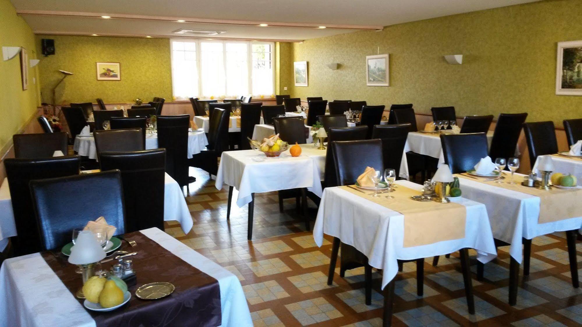 Hotel De L'Agriculture Decize Bagian luar foto